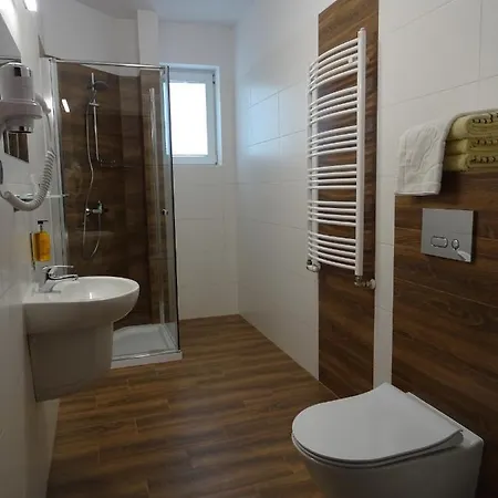 Global Komfortowe Nad Morzem ベッド・アンド・ブレックファスト Jastrzębia Góra