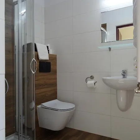 ベッド・アンド・ブレックファスト Global Komfortowe Nad Morzem 3*