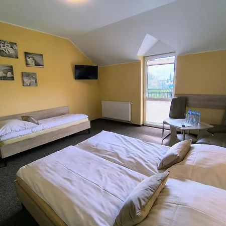 ベッド・アンド・ブレックファスト Global Komfortowe Nad Morzem 3*