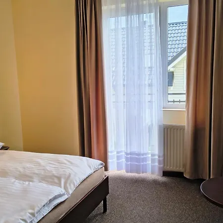 Global Komfortowe Nad Morzem ベッド・アンド・ブレックファスト