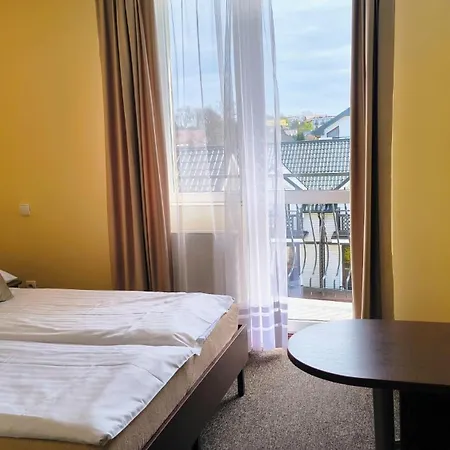 ベッド・アンド・ブレックファスト Global Komfortowe Nad Morzem 3*