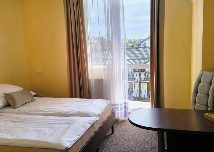 فندق مبيت وإفطار Global Komfortowe Nad Morzem 3*