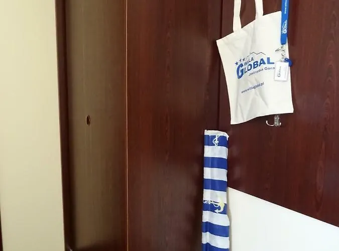 فندق مبيت وإفطار Global Komfortowe Nad Morzem